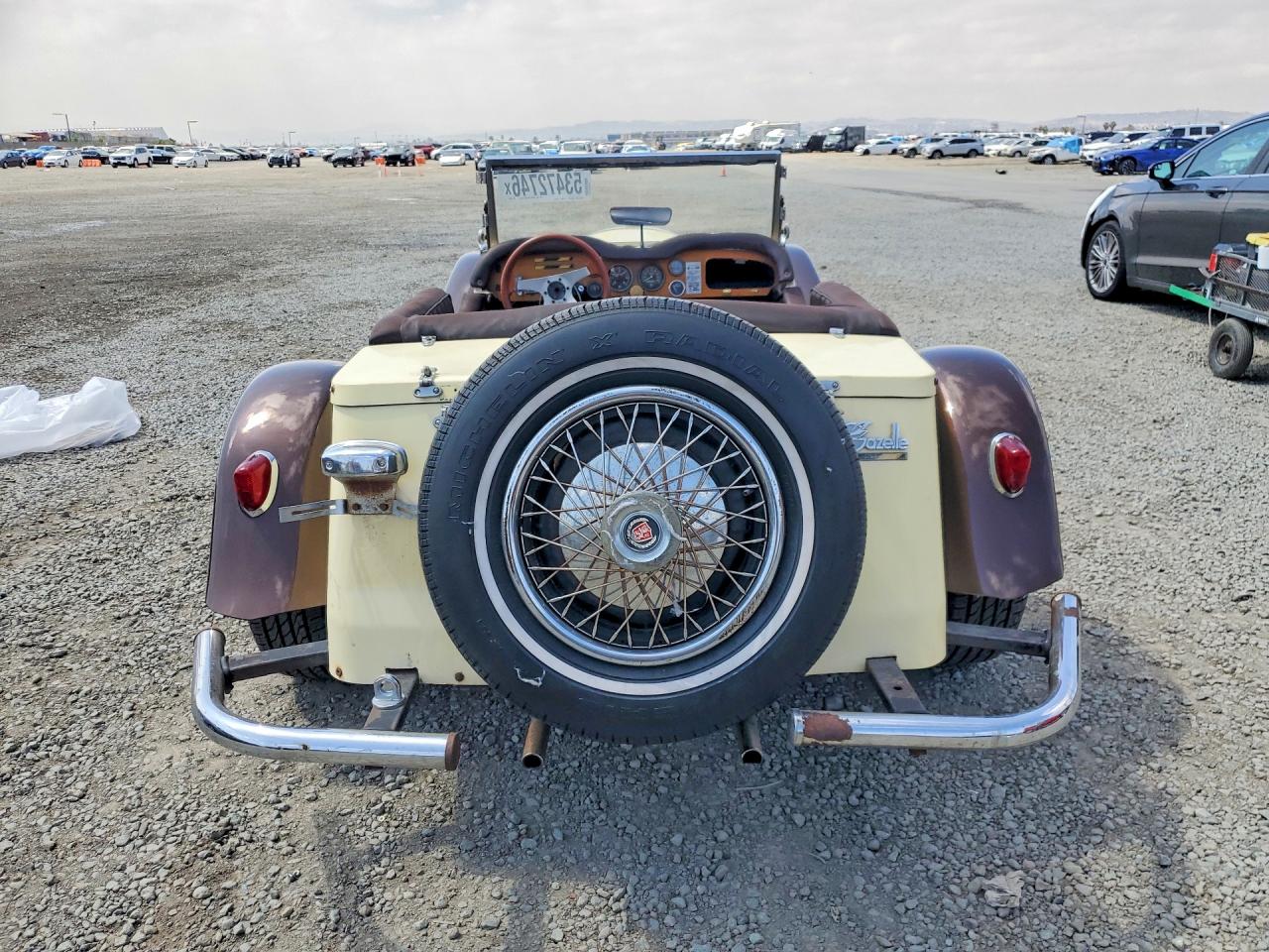 Gaze Kit Car