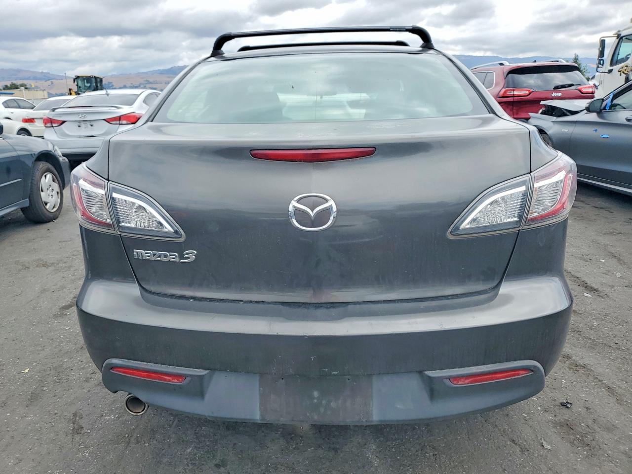 Mazda 3 I