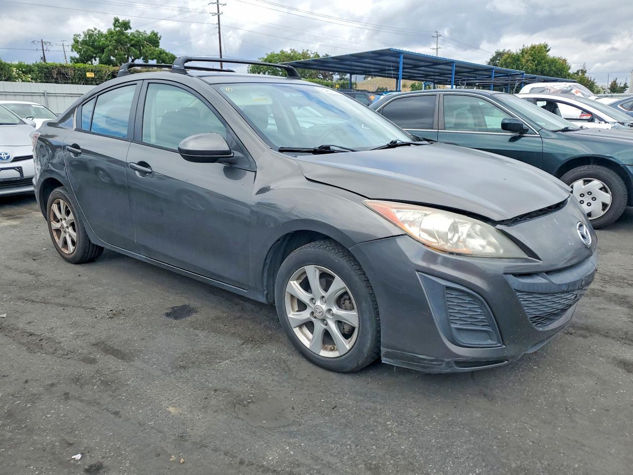 Mazda 3 I