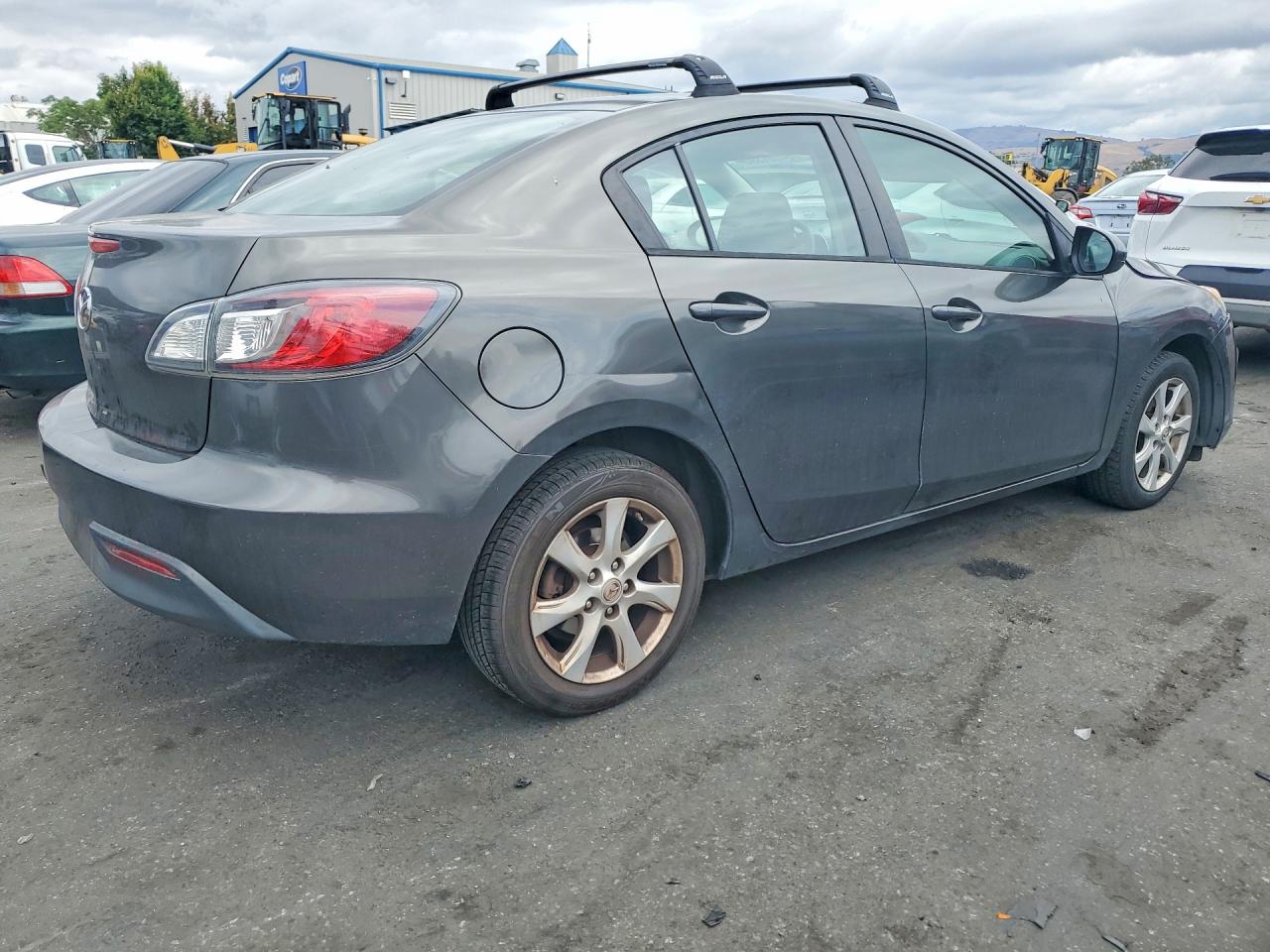 Mazda 3 I