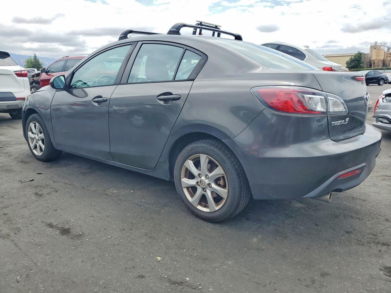 Mazda 3 I