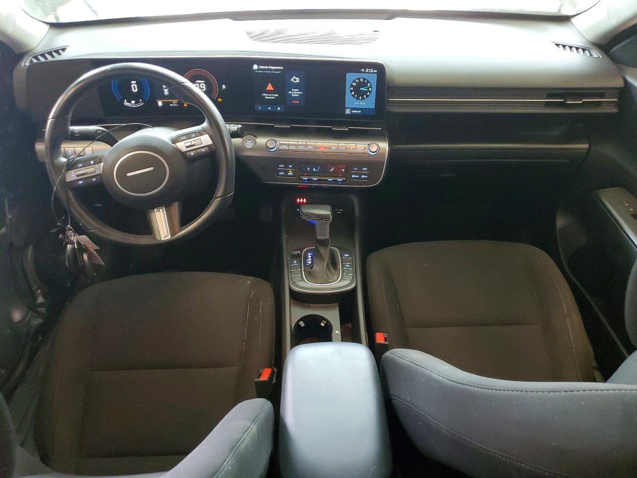 Hyundai KONA Sel