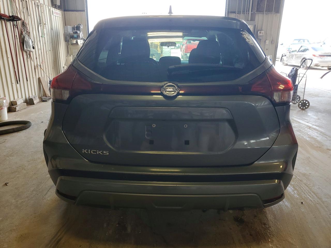 Nissan Kicks S