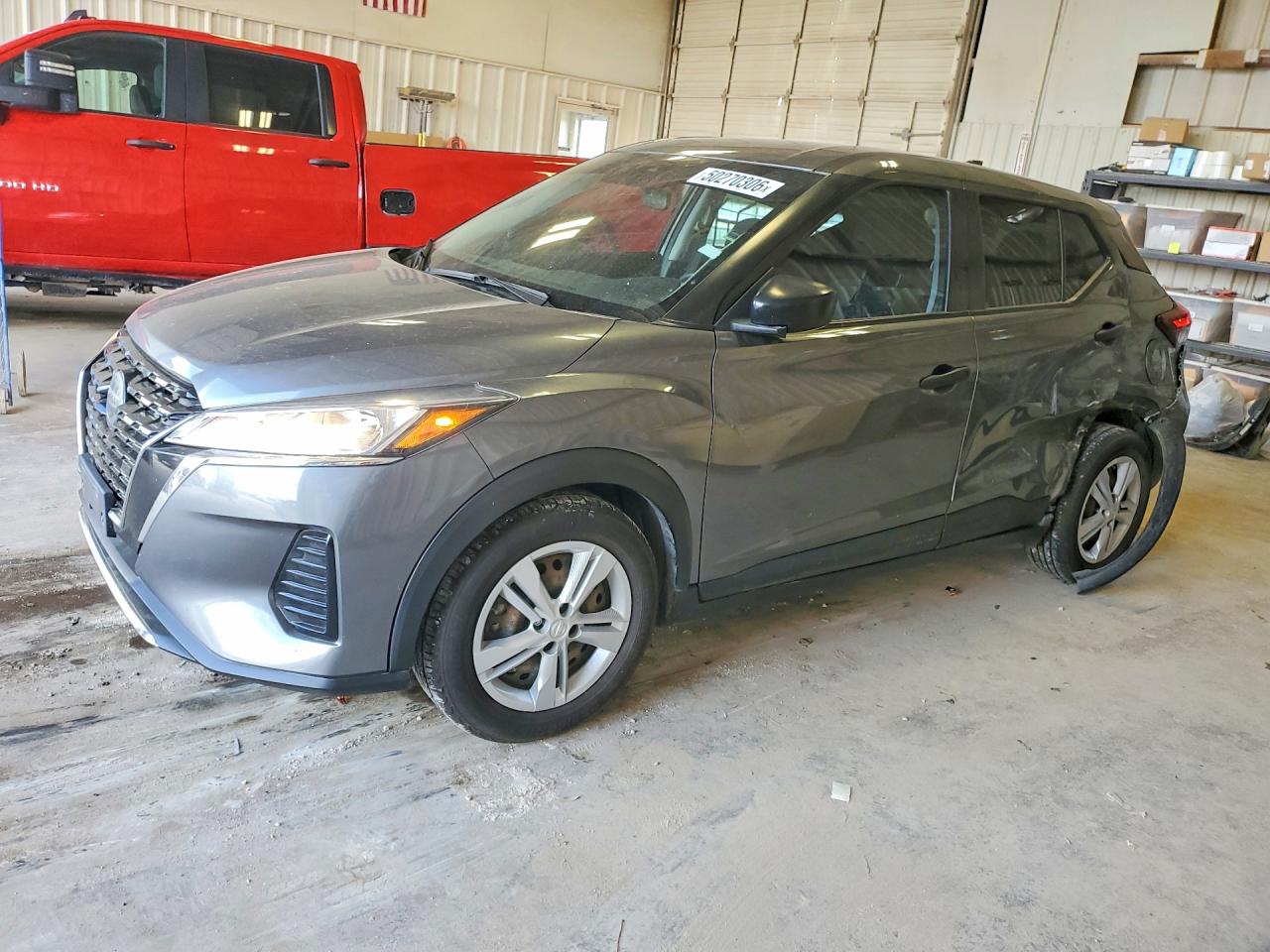 Salvage Nissan Kicks Image