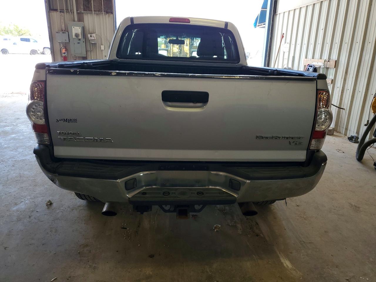 Toyota Tacoma Prerunner Access Cab