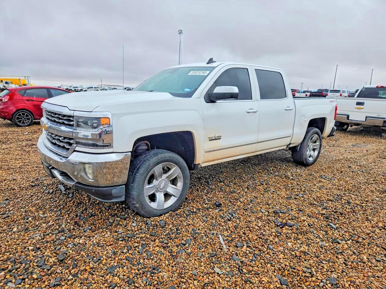 Salvage Chevrolet Silverado Image