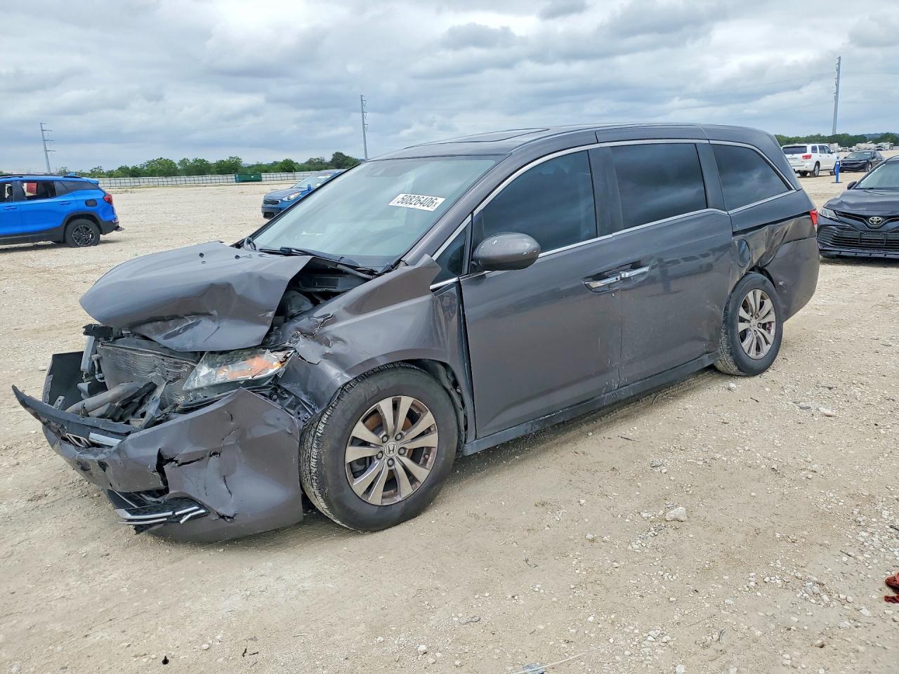Salvage Honda Odyssey Image