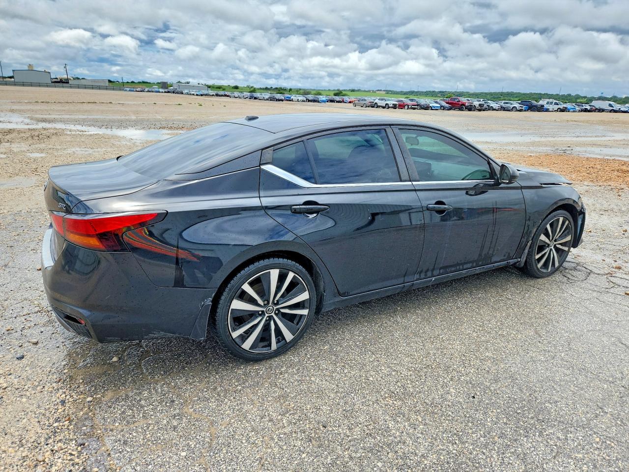 Nissan Altima Sr