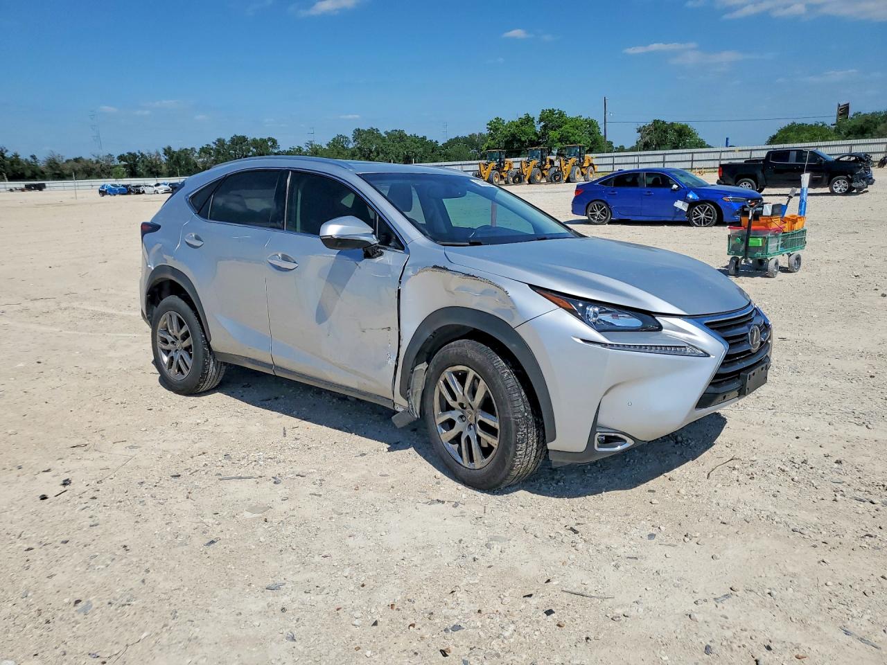 Lexus NX Base