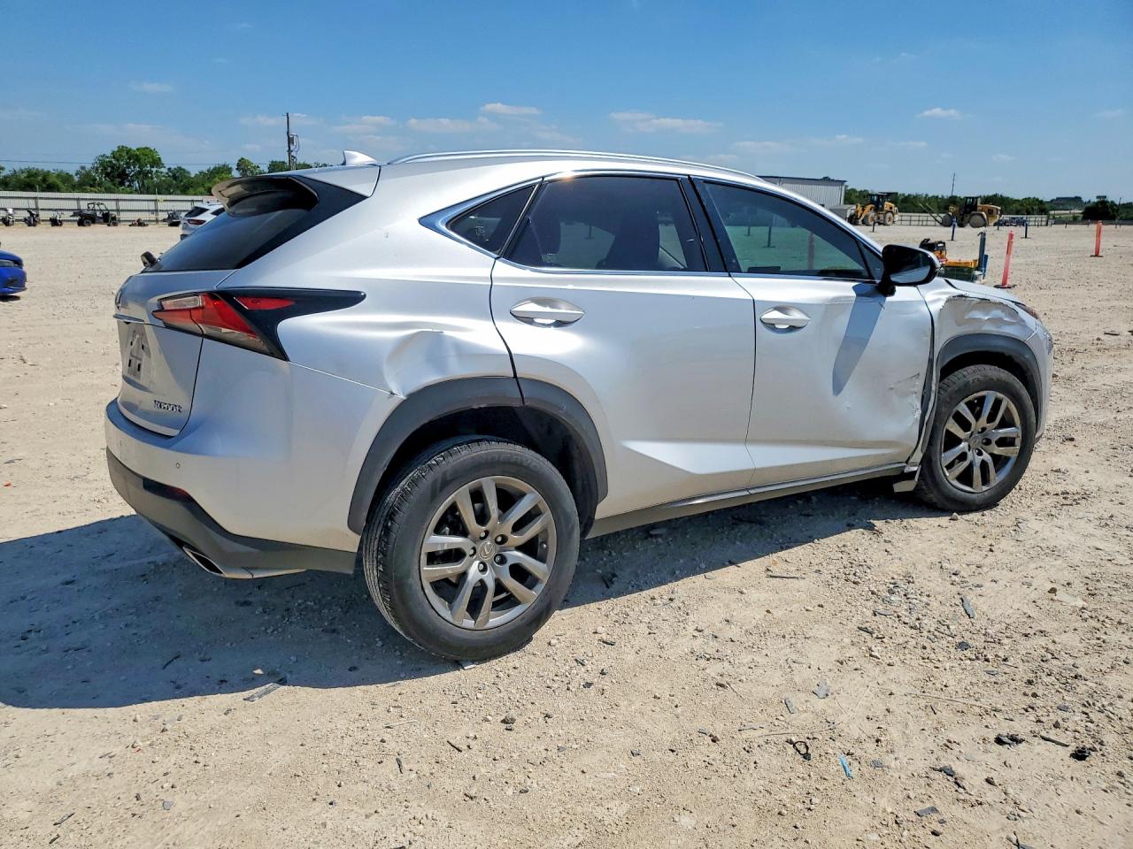 Lexus NX Base