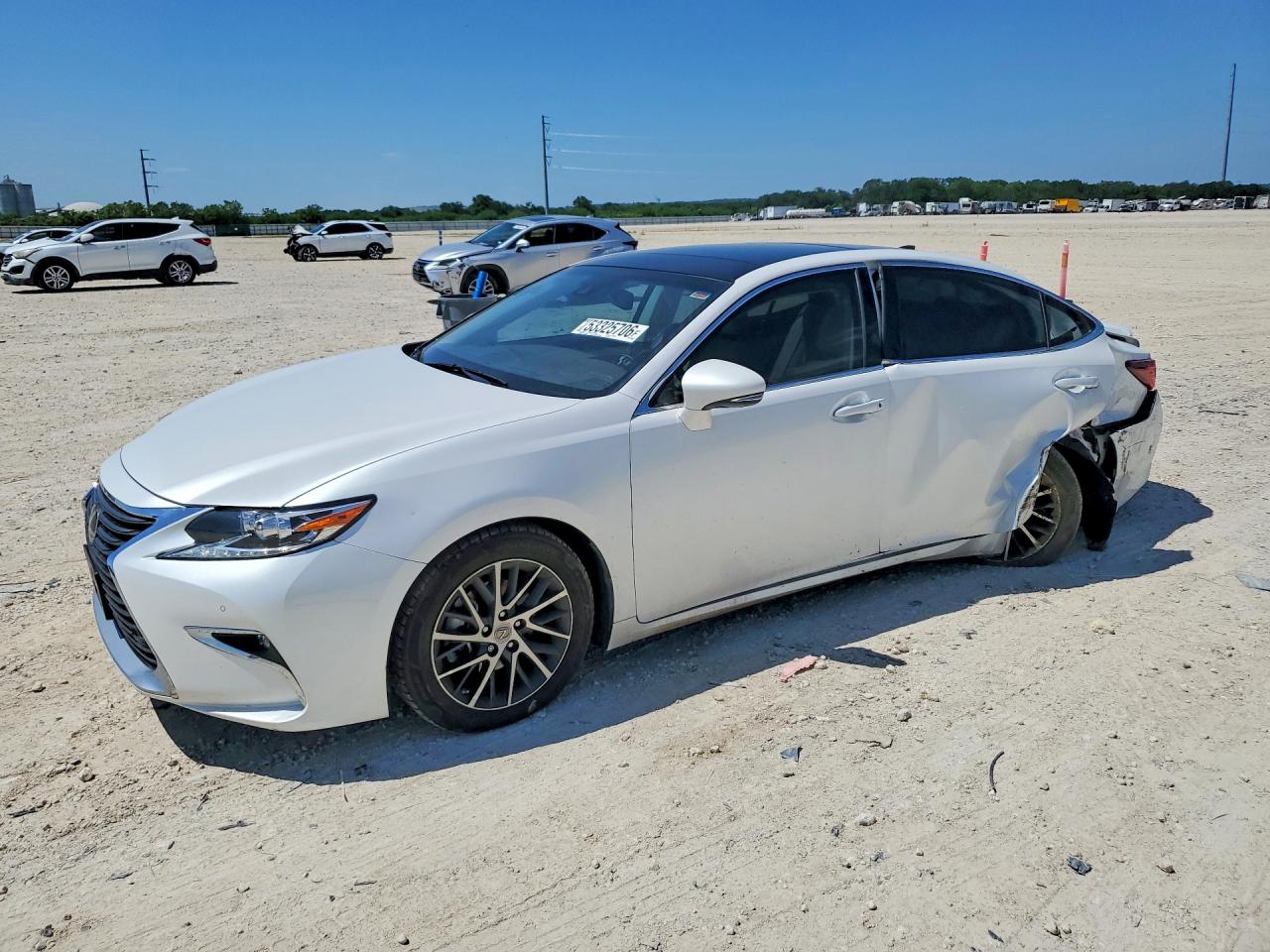 Salvage Lexus Es Image