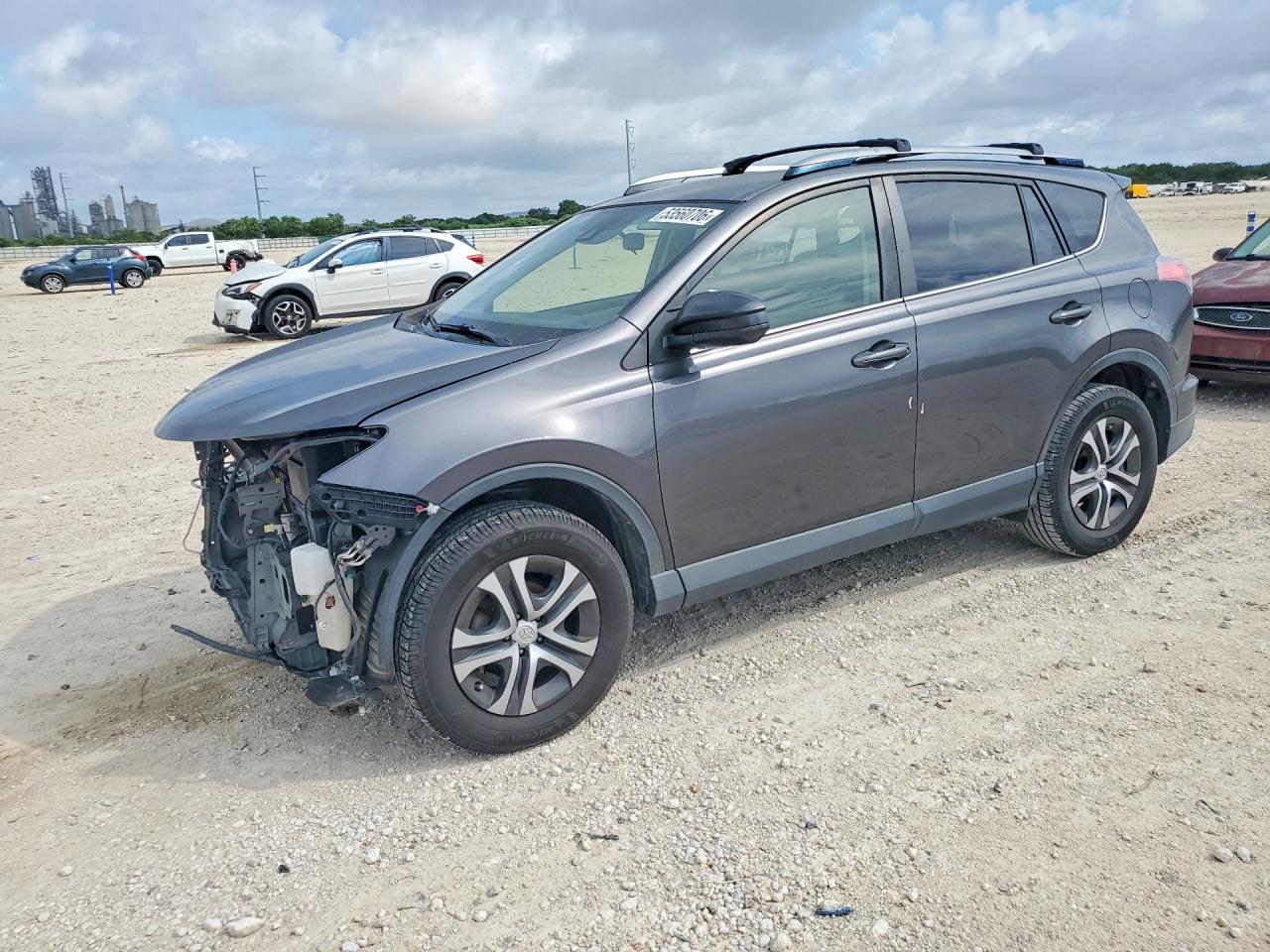 Salvage Toyota RAV4 Image