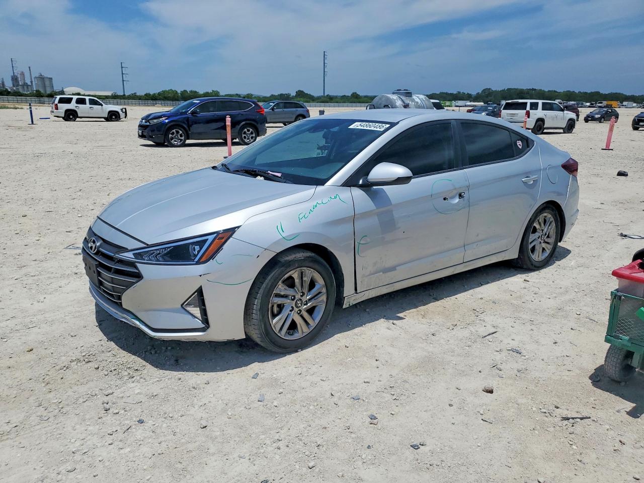 Salvage Hyundai ELANTRA Image