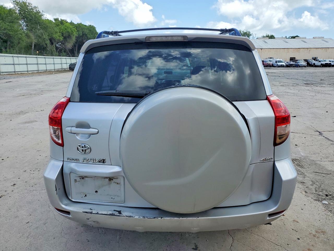 Toyota RAV4 Sport