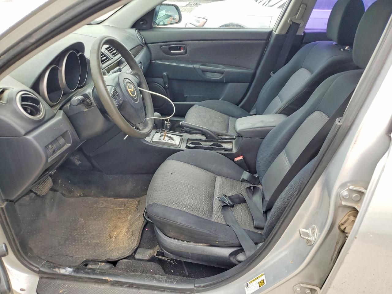 Mazda 3 I