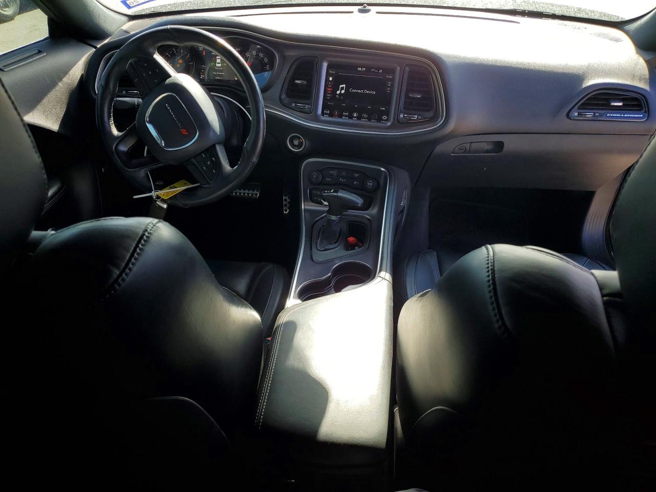 Dodge Challenger Sxt