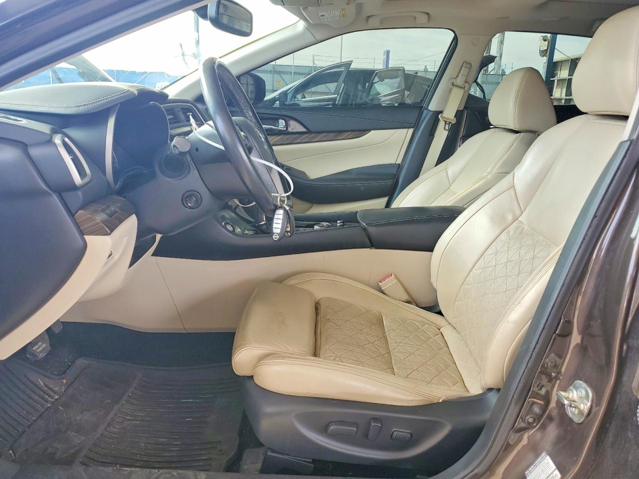 Nissan Maxima Platinum