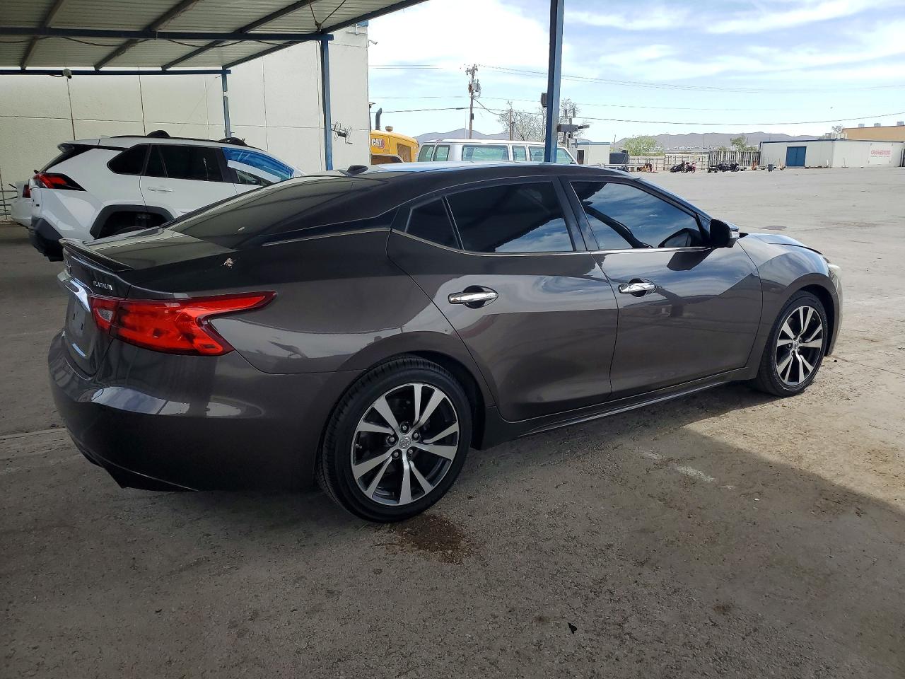 Nissan Maxima Platinum