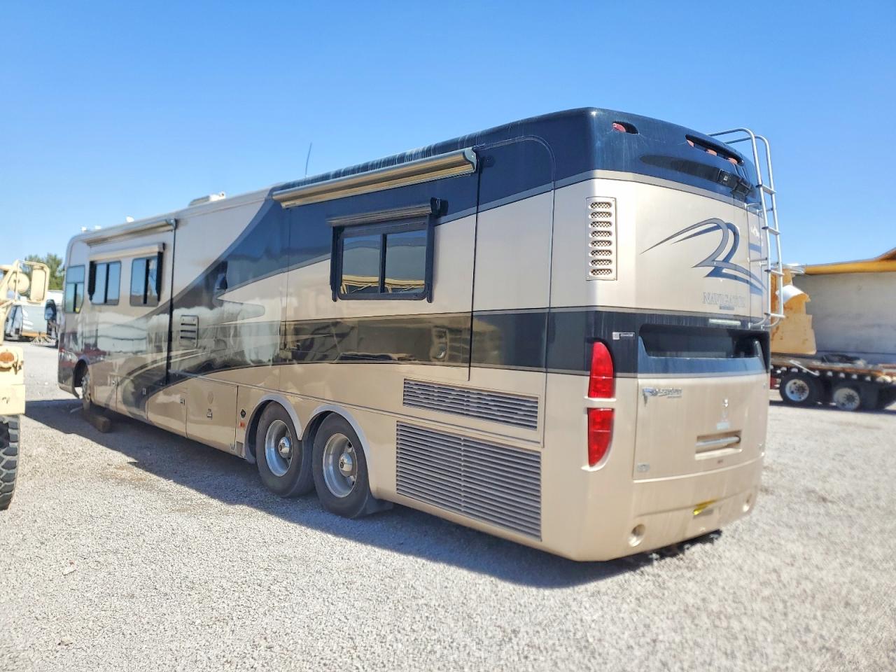Holiday Rambler Navigator