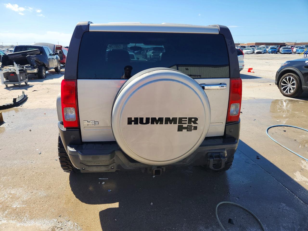 HUMMER H3