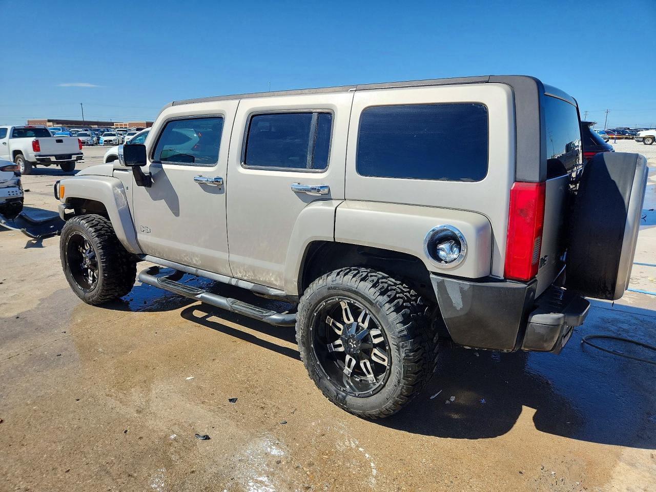 HUMMER H3