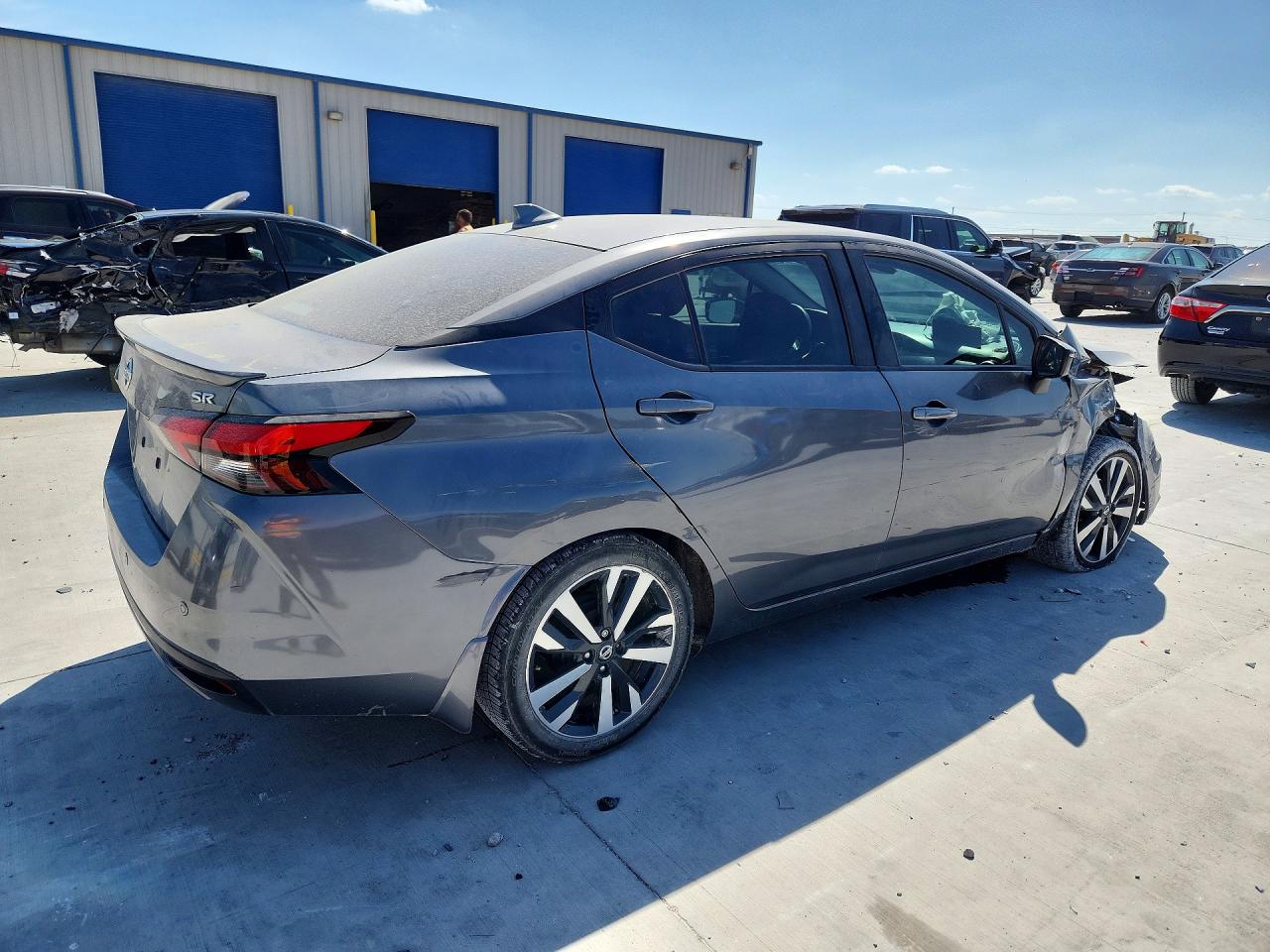 Nissan Versa Sr