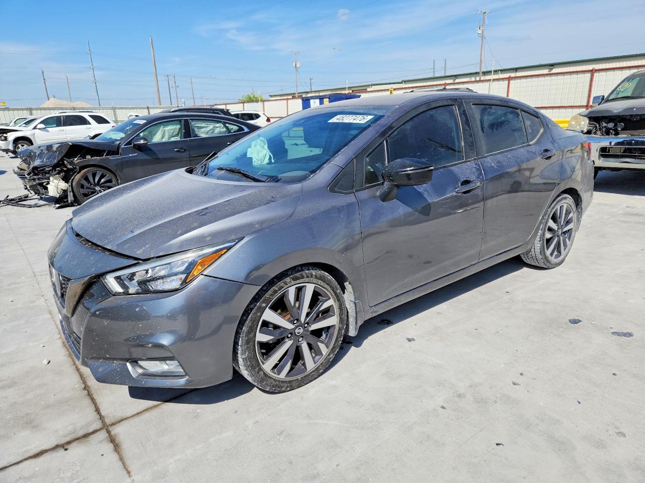 Salvage Nissan Versa Image