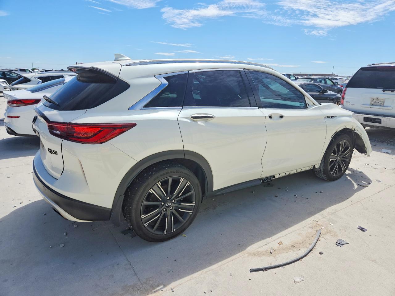 INFINITI Qx Luxe