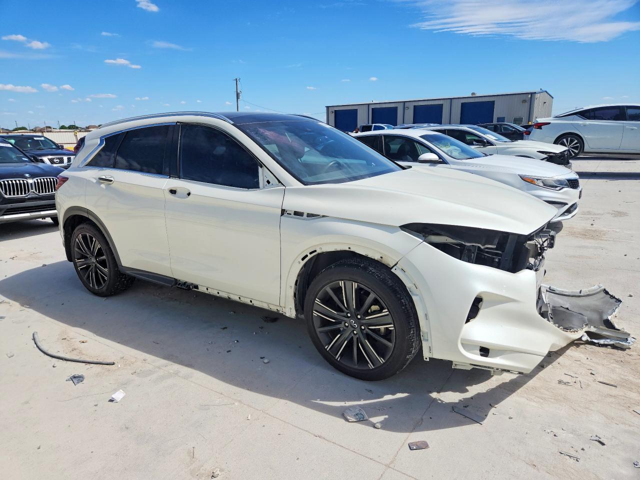 INFINITI Qx Luxe