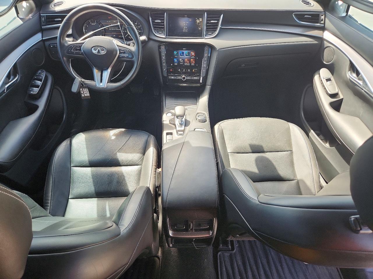 INFINITI Qx Luxe