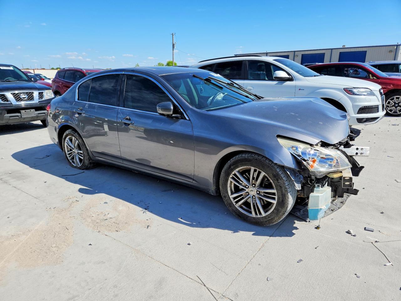 INFINITI G37 X