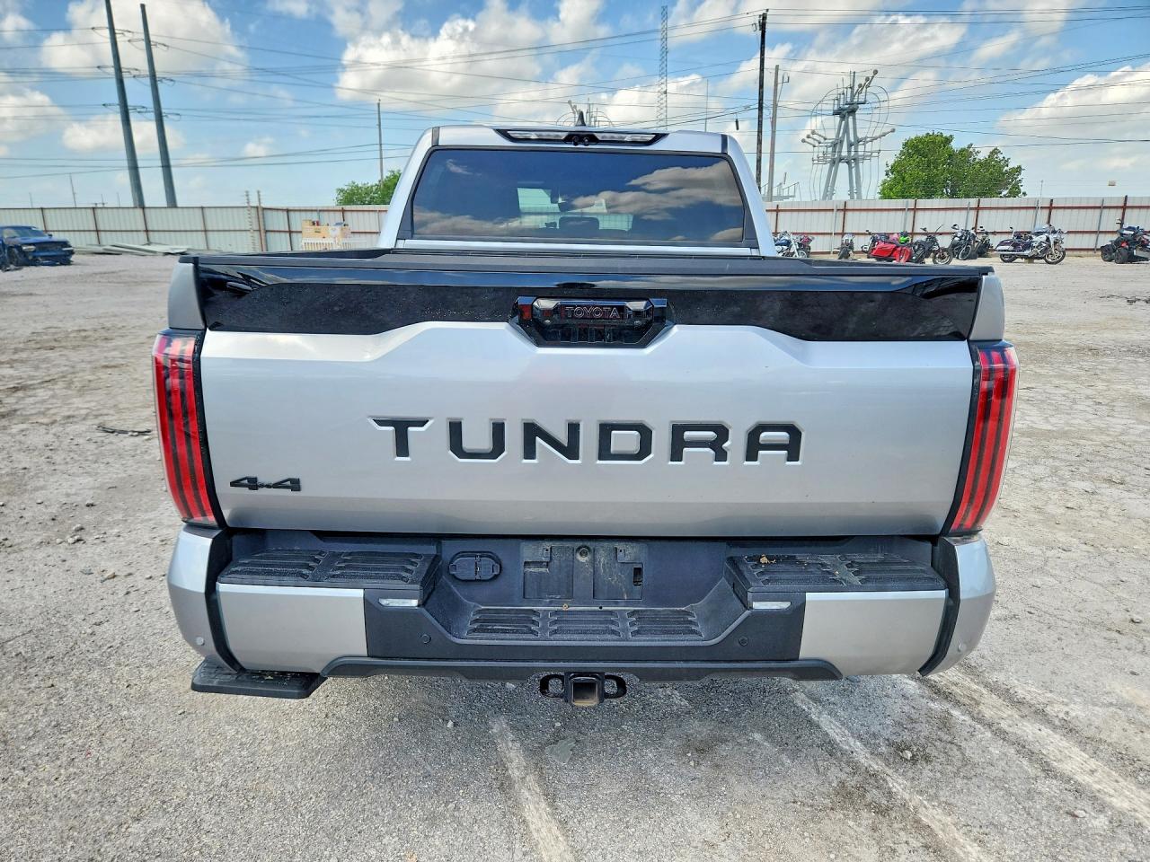 Toyota Tundra