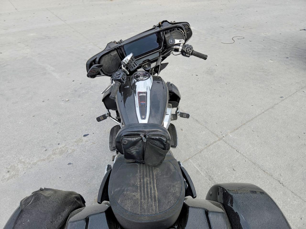 Harley-Davidson Flh