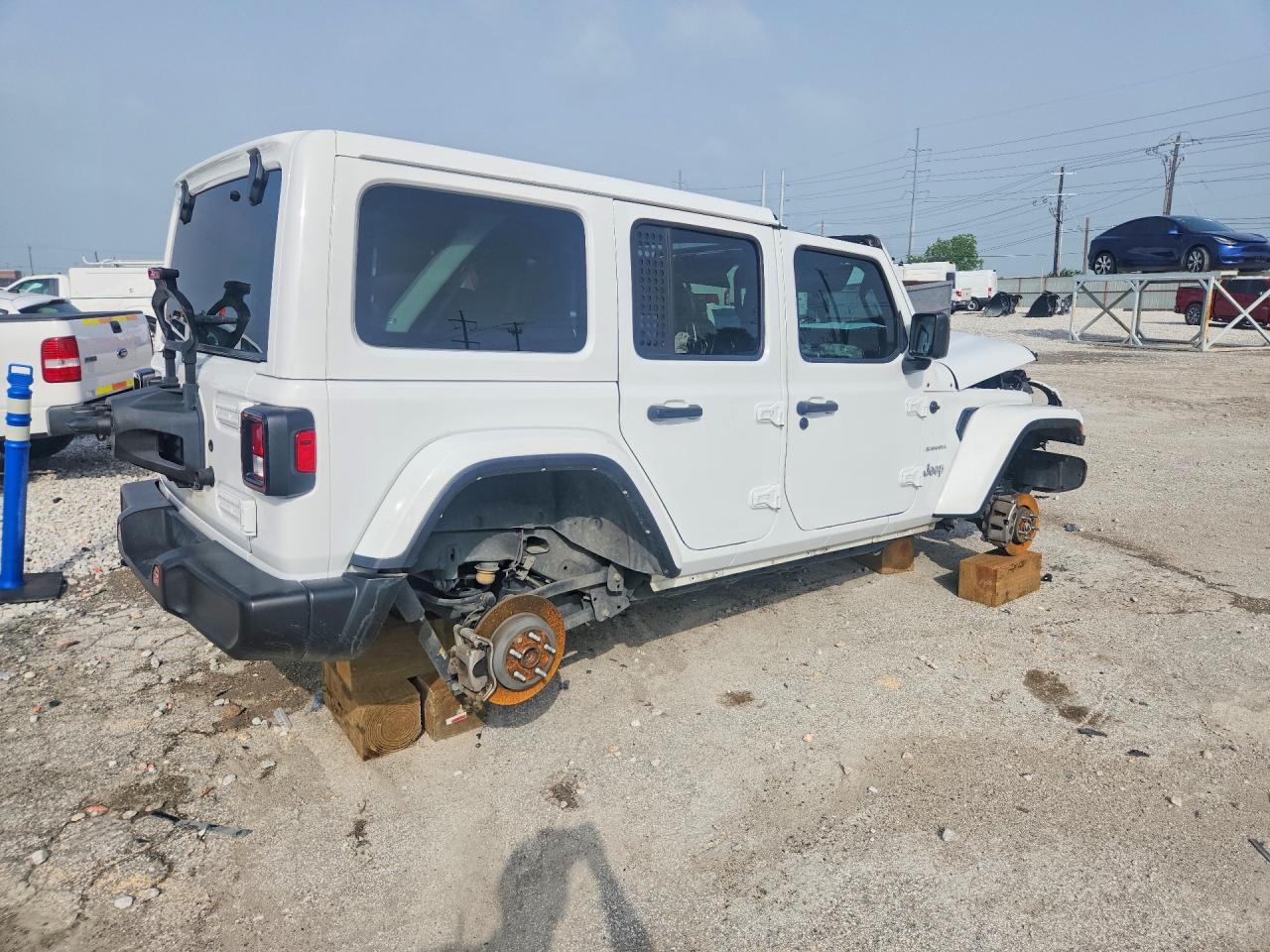 Jeep Wrangler Sahara