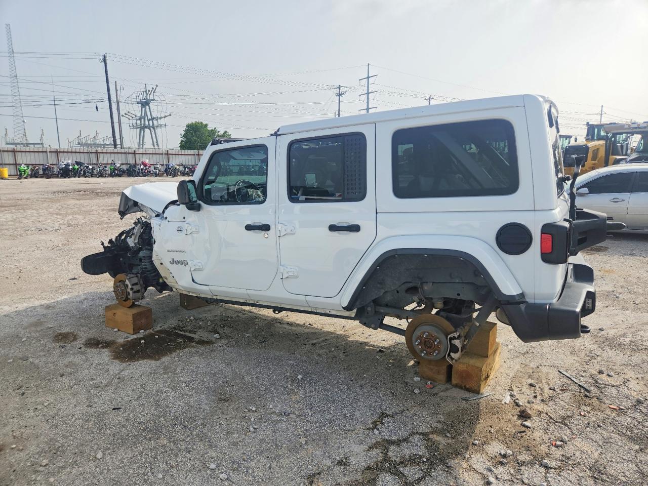 Jeep Wrangler Sahara