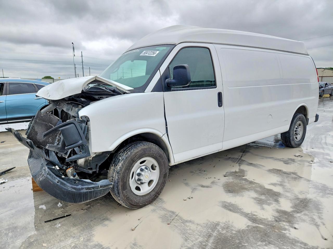 Salvage Chevrolet Express Image