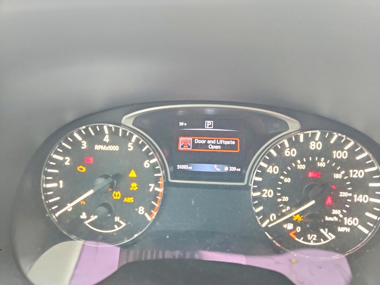 Nissan Pathfinder Sv