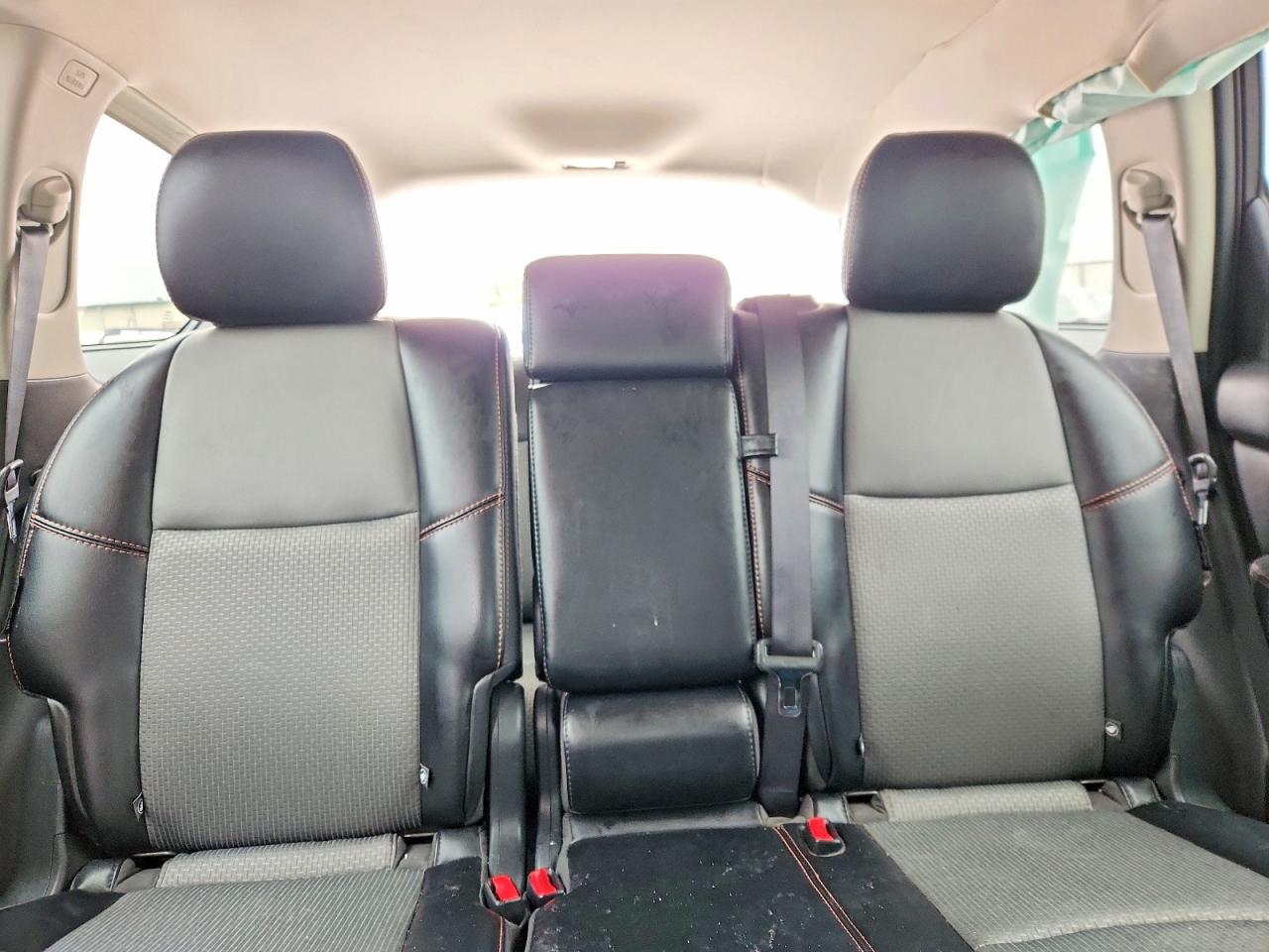 Nissan Pathfinder Sv
