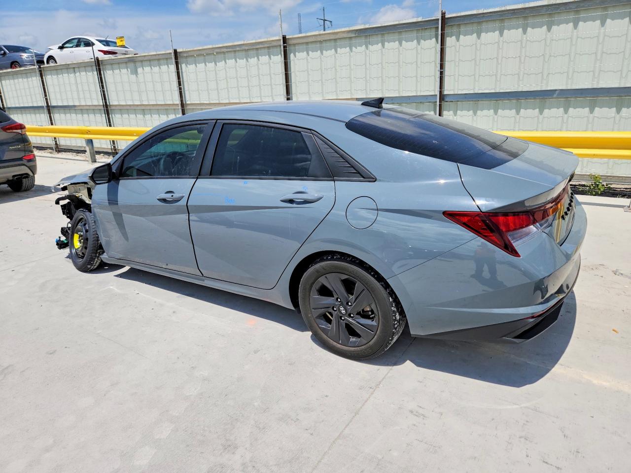 Hyundai ELANTRA Sel