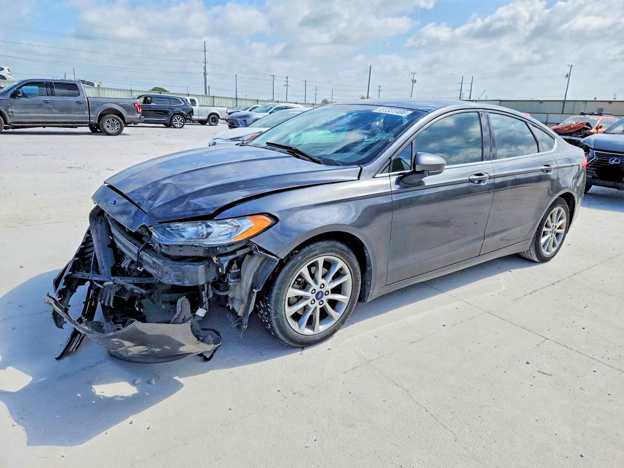 Salvage Ford Fusion Image