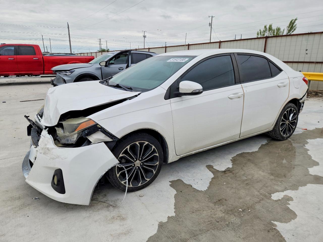 Salvage Toyota Corolla Image