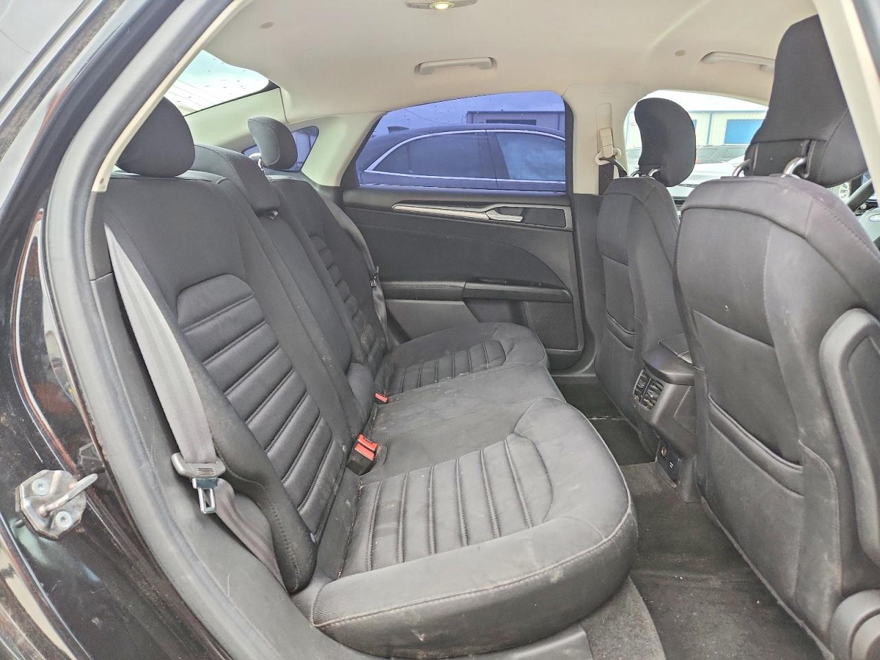 Ford Fusion Se Hybrid