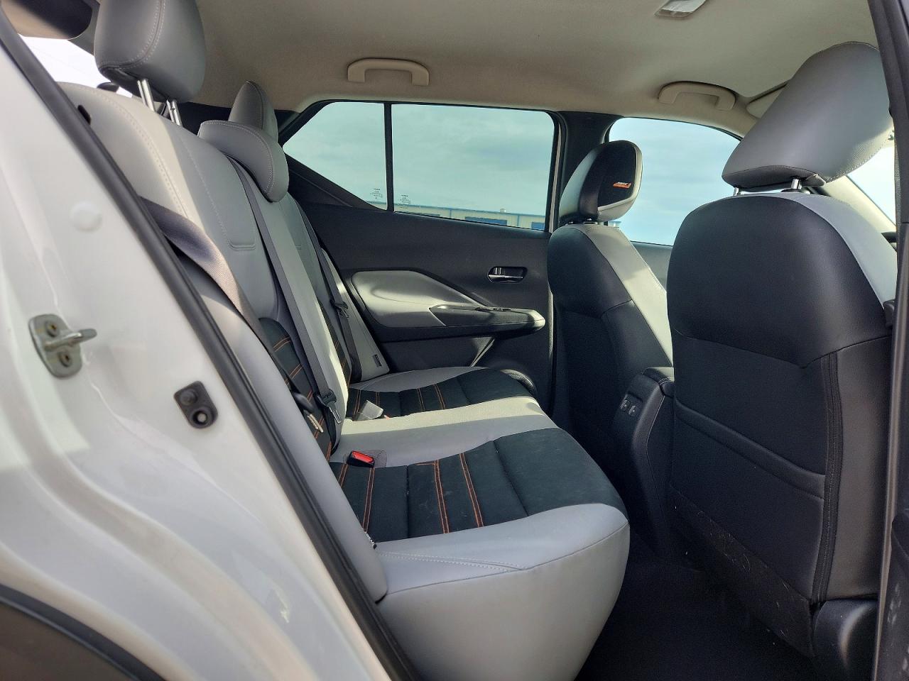 Nissan Kicks Sr