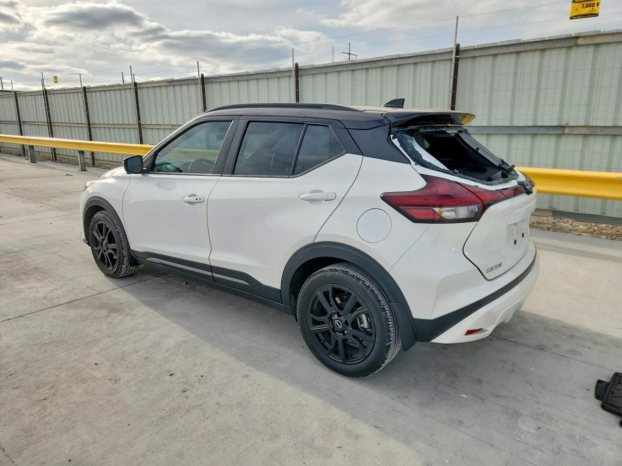 Nissan Kicks Sr