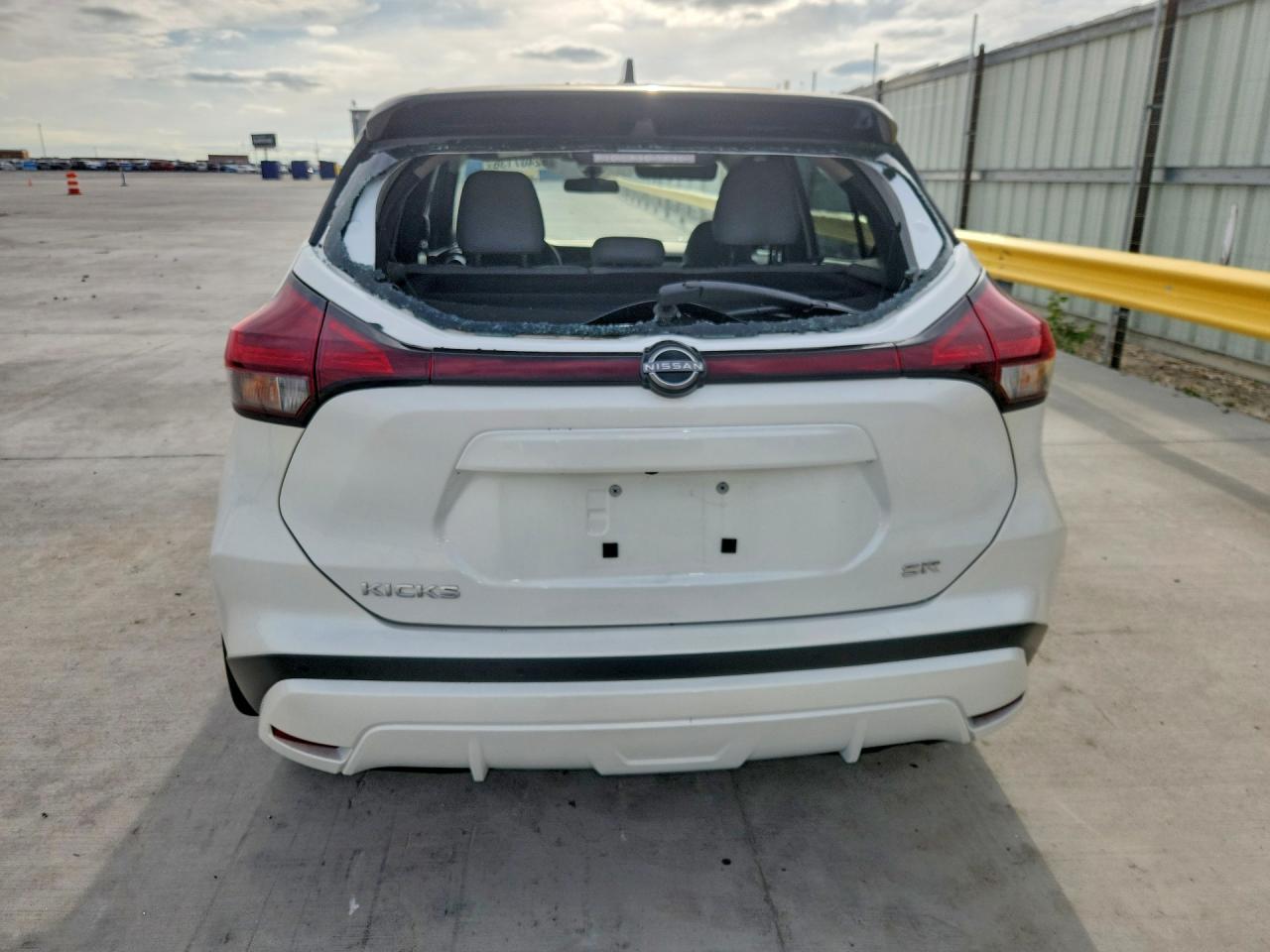 Nissan Kicks Sr