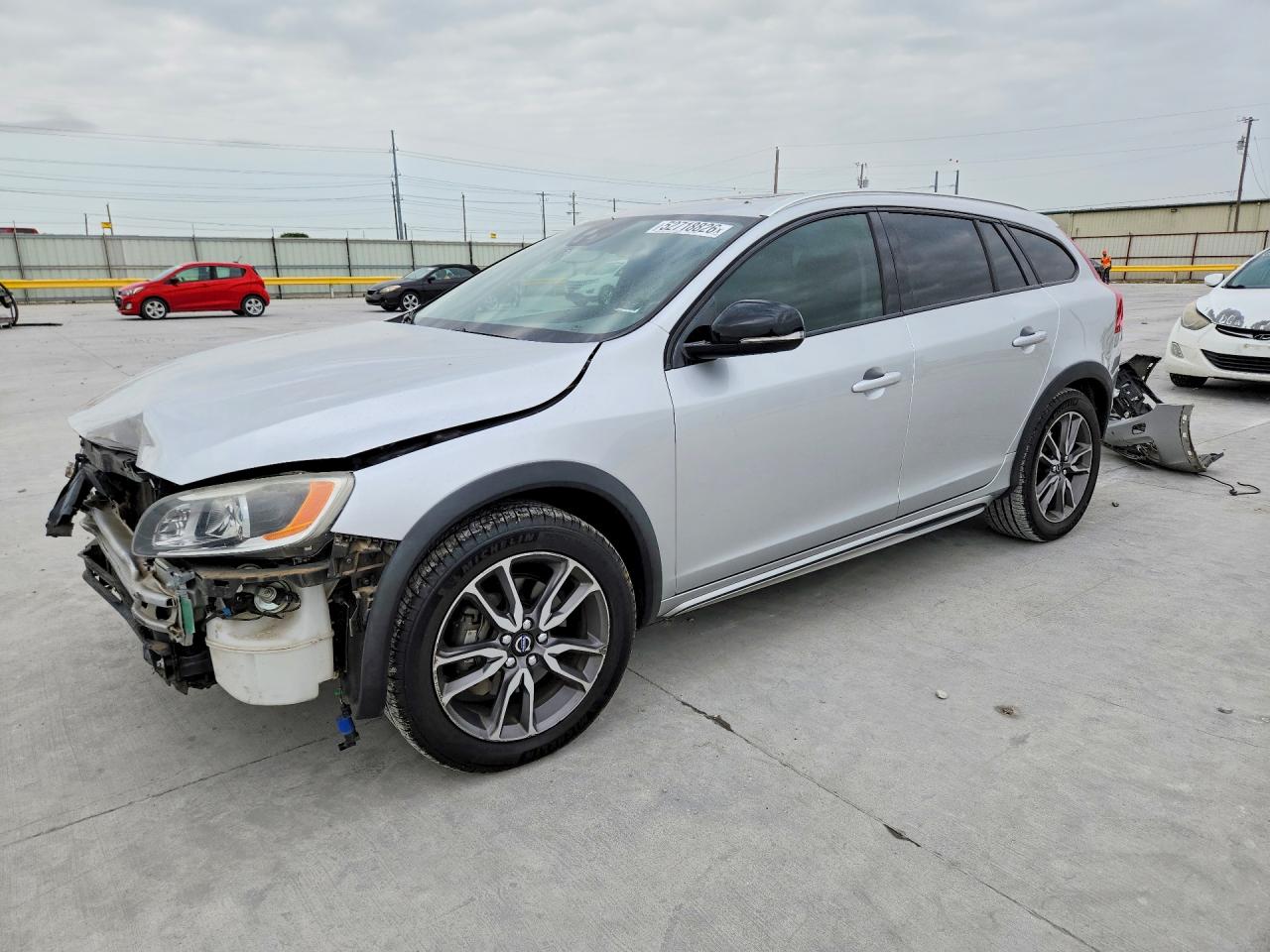 Salvage Volvo V60 Image