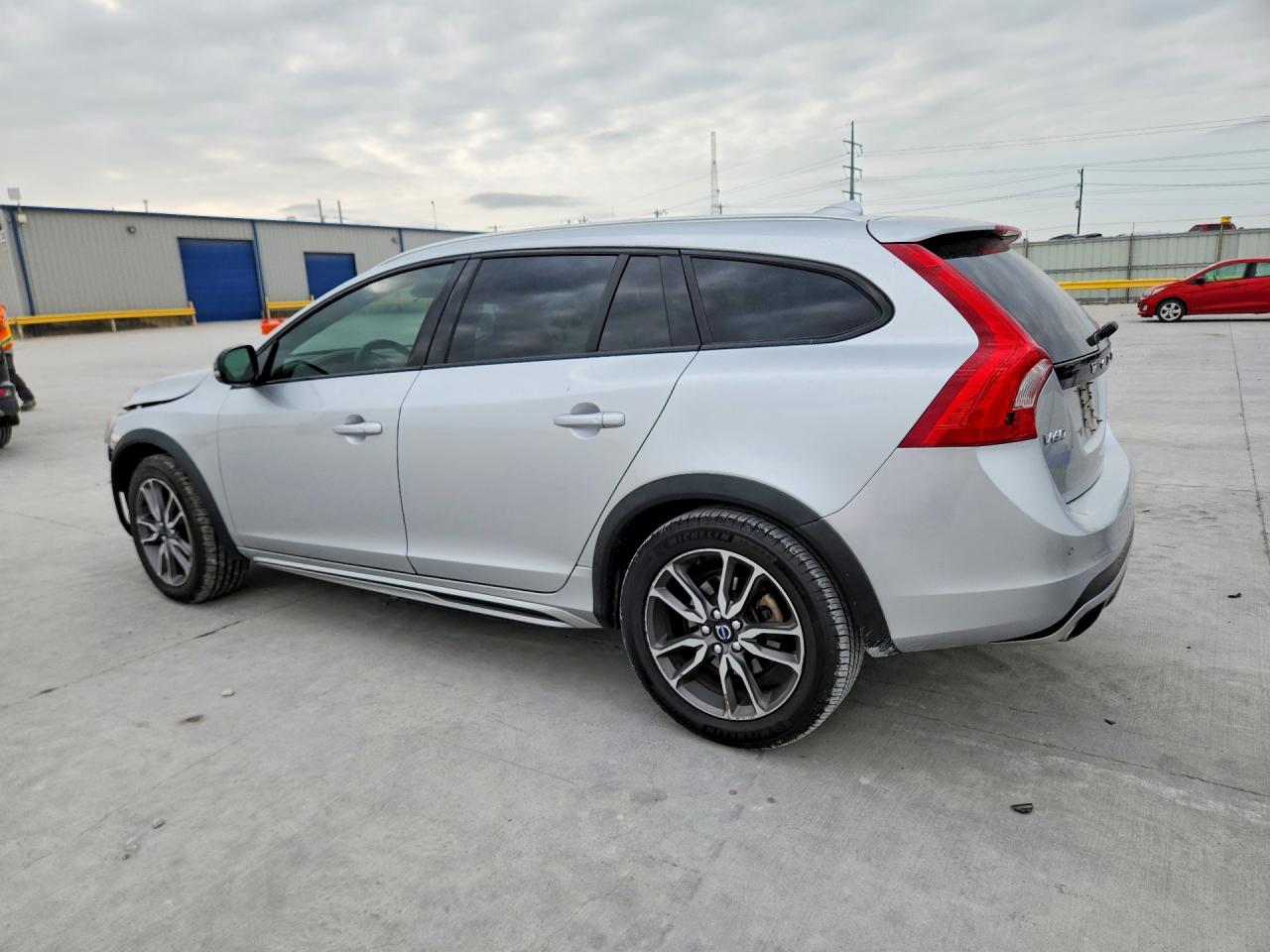 Volvo V60 Platinum