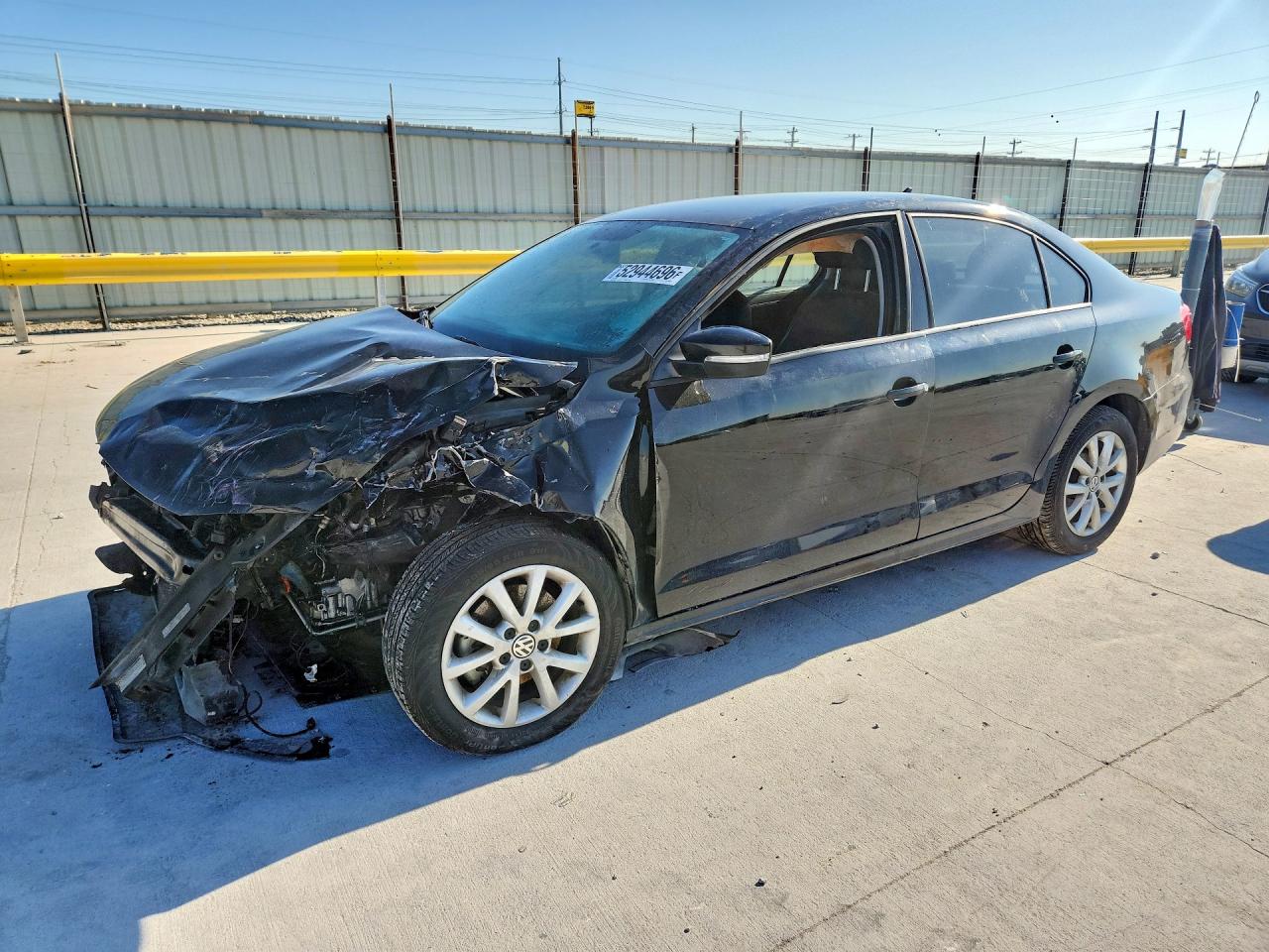 Salvage Volkswagen Jetta Image