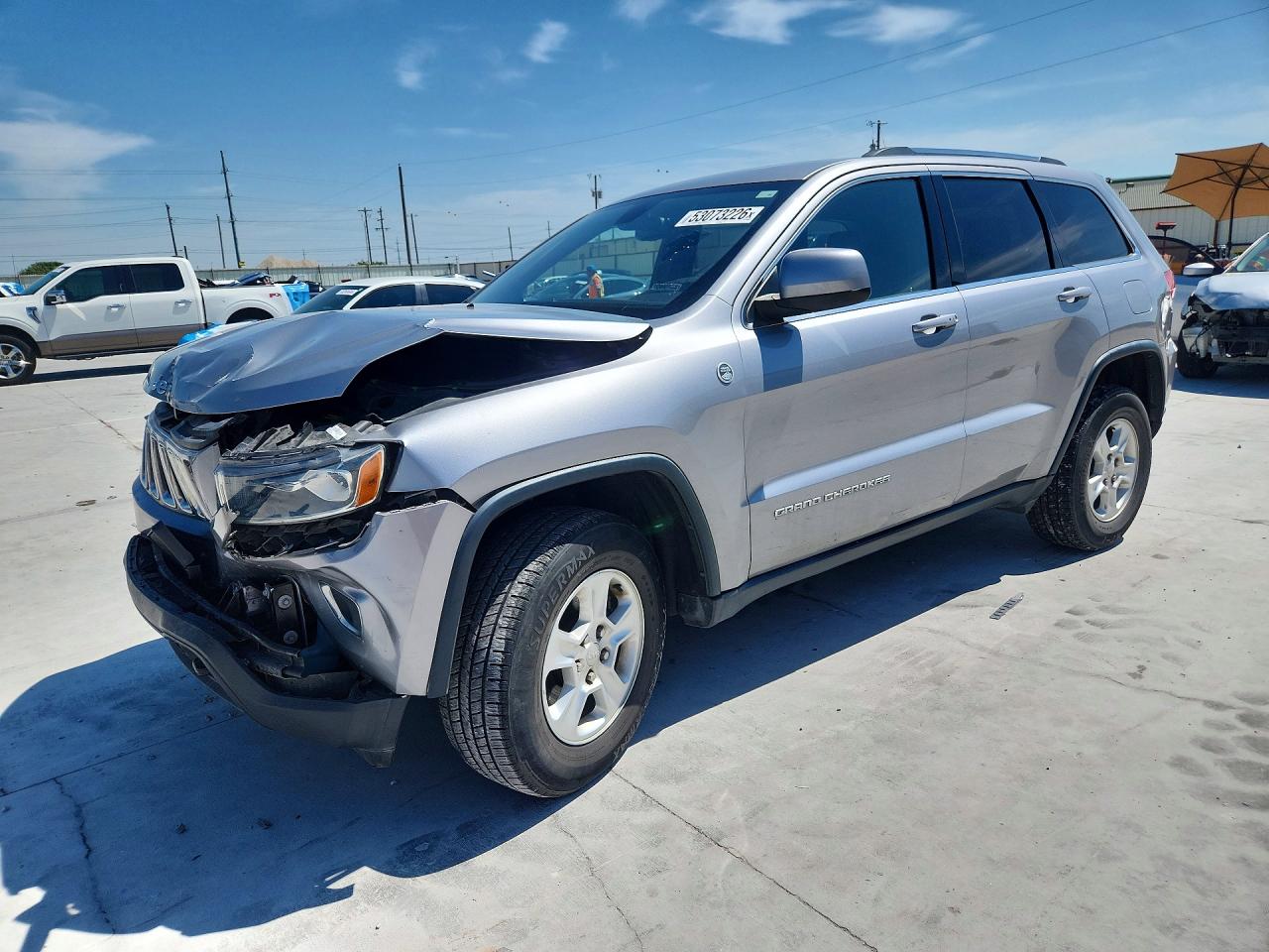 Salvage Jeep Cherokee Image