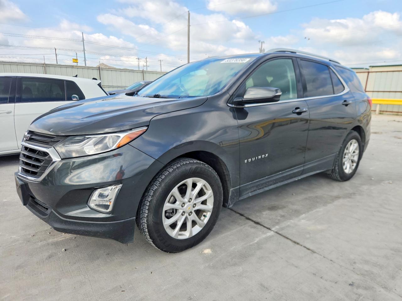 Salvage Chevrolet Equinox Image